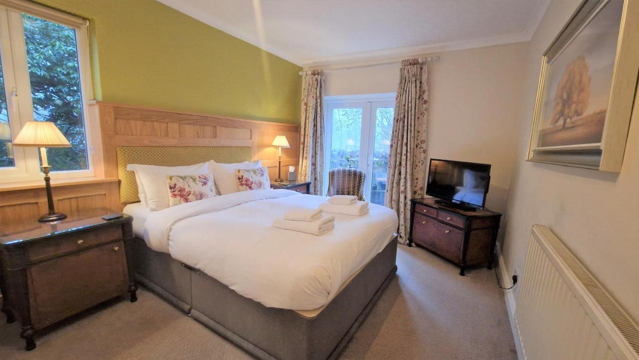 Ambleside Manor - Vegetarian B&B Exterior photo